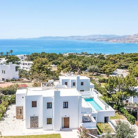 Aggelina Pefkos 别墅 *