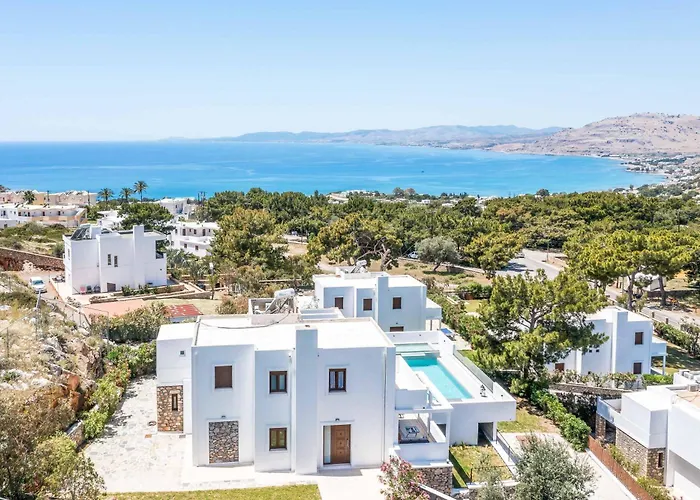 Aggelina Pefkos Vilă *