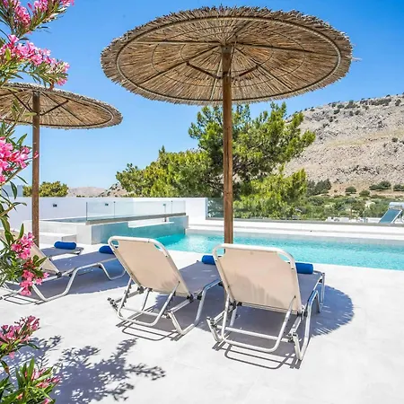 Aggelina Pefkos Villa *